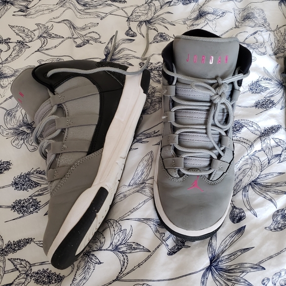 girls jordans size 2